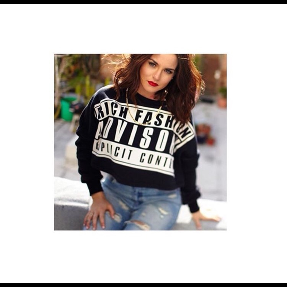 Crop sweatshirts
